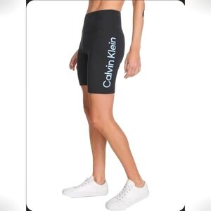 NWT 2X Calvin Klein Gray Logo 7" Shorts